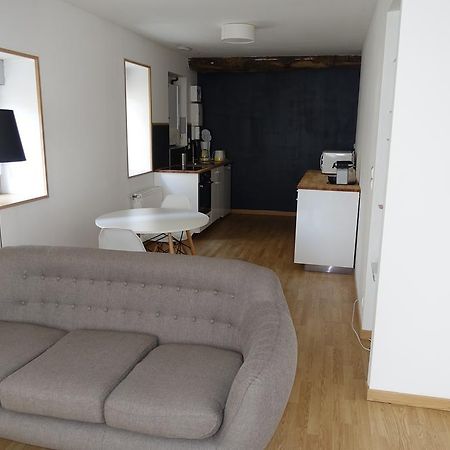 Le 4 Apartment Saint-Junien Bagian luar foto