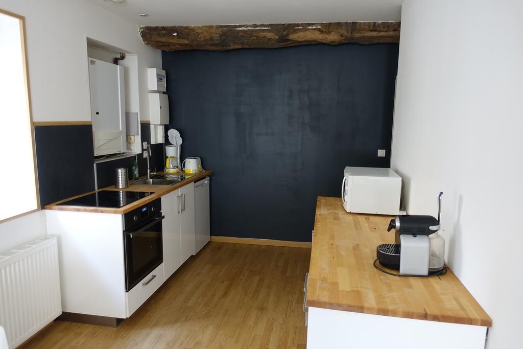 Le 4 Apartment Saint-Junien Bagian luar foto