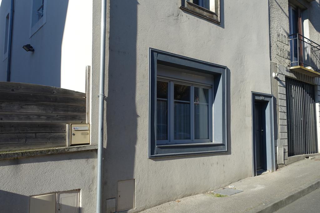 Le 4 Apartment Saint-Junien Bagian luar foto